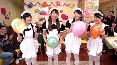 SODファン大感謝祭！ご主人様、どのおしりが好みですか？いつでも好きなだけ触り放題揉み放題 顔騎・W尻コキ・おしりビンタは当たり前！常におしり丸出しメイド喫茶（※素人男性32名参加）