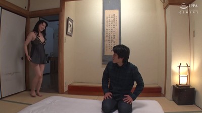 夫婦ゲンカで家出してきた隣の奥さん～背徳感のある壁一枚向こう側の浮気セックス～ 三浦恵理子