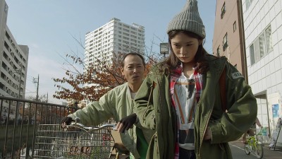 純情巨乳 谷間で歌う