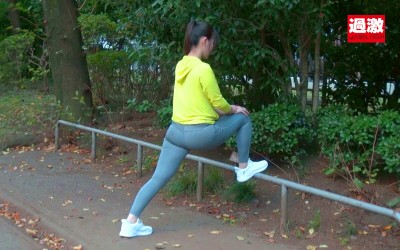 侵入者の勃起チ○ポをいきなりアナルに突っ込まれ絶叫するが徐々に気持ちよくなり肛門イキしまくる美尻女 3