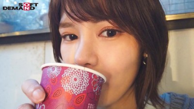 どこかアンニュイで惹かれるあの子は毎日オナニーしても足りないオナニスト 陽キャに憧れるドスケベ陰キャAV debut 本田のえる