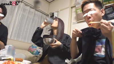 仕事が早く終わった日は、ギャルとチューハイと乱交！！マイカさん（25）と同僚たち