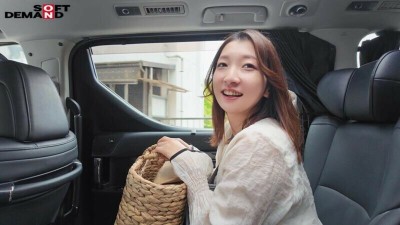 有澤まゆか 36歳 最終章 ずっとコンプレックスだった私の大きなあえぎ声 思う存分ひけらかして人生最高に感じたい 小さな森の中のペンションで絶叫中出しイカセ